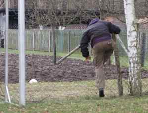 Ball im Garten