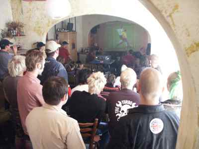 web2.jpg (11307 Byte)